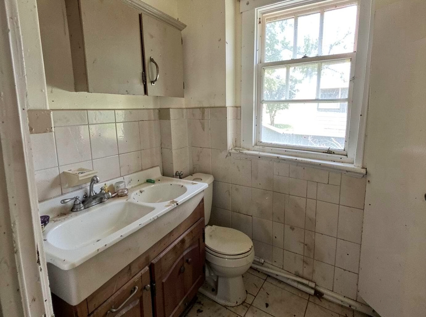 Dealing with Moisture Issues in 1970s Kempsville Ranch Homes